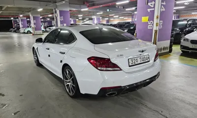 Genesis G70