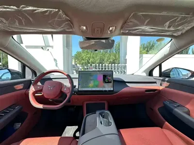 Hongqi Hongqi Tiangong 05