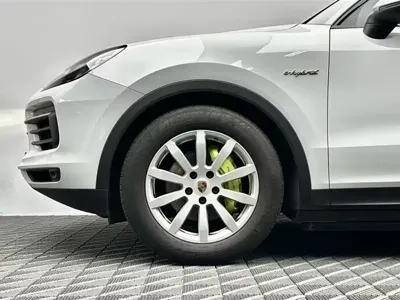 Porsche Cayenne Hybrid
