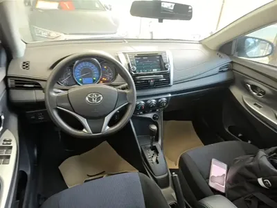 Toyota Yaris L