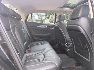 Hongqi Hongqi H5