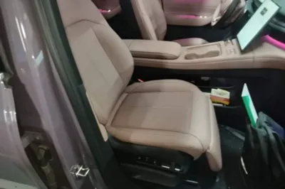 Nio EC6