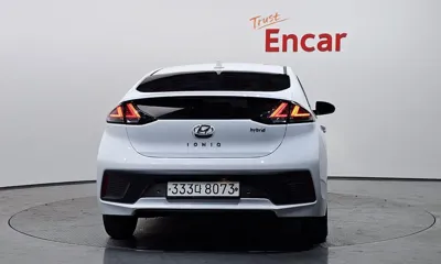 Hyundai Ioniq