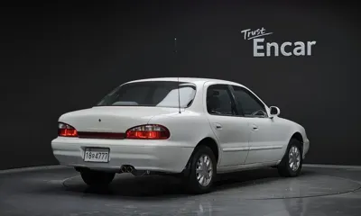 Kia Credos