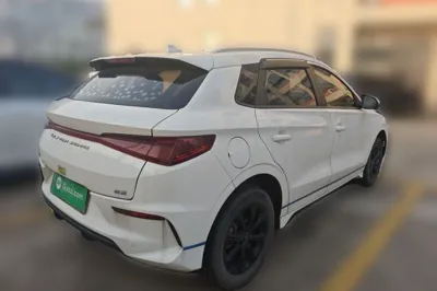 BYD e2