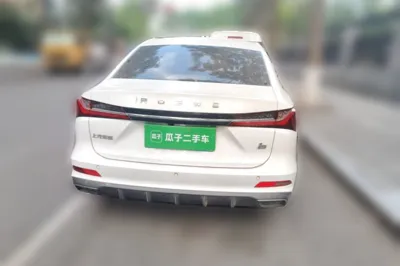 Roewe i5