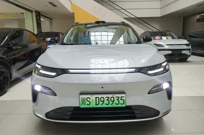 Leapmotor C11