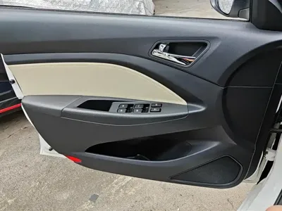 Changan V7