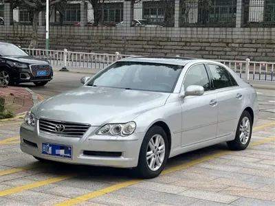 Toyota Reiz