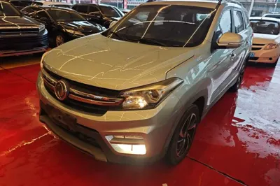 Dongfeng Fengon S560