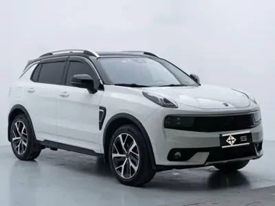 Lynk & Co 01