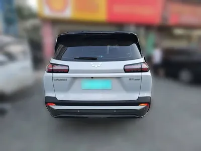 Wuling Xingguang 560