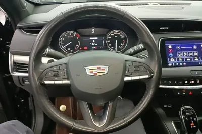 Cadillac XT4