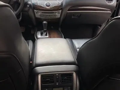 Infiniti JX
