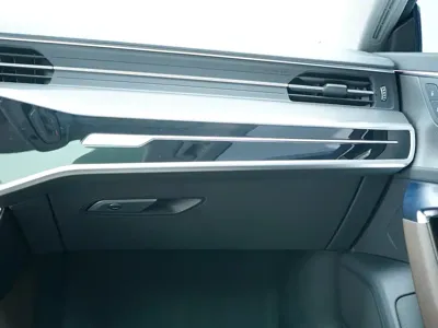 Audi A7L