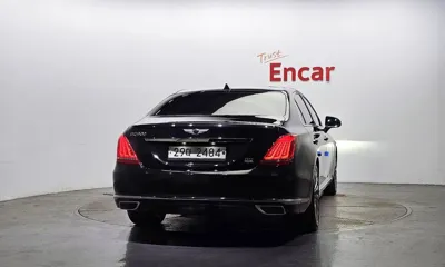 Genesis EQ900