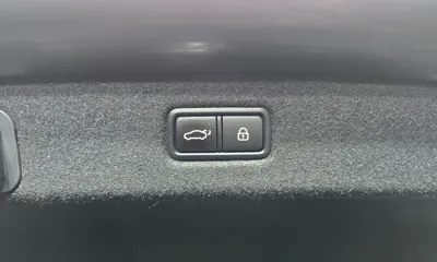 Genesis EQ900