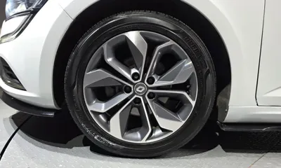 Renault-KoreaSamsung SM6