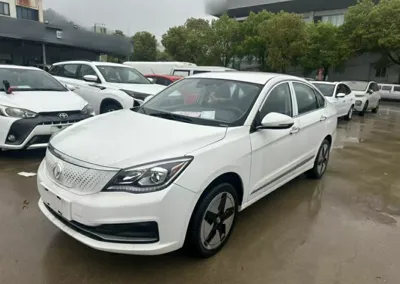 Dongfeng Aeolus E70