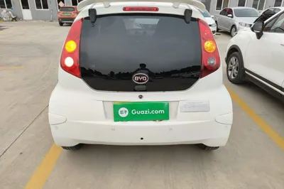BYD F0