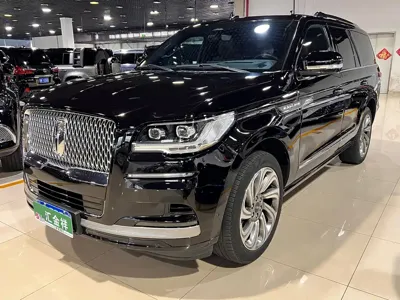 Lincoln Navigator