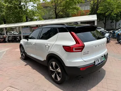 Volvo XC40 NEV