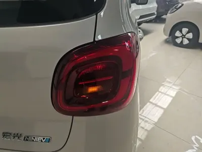 Wuling MINIEV