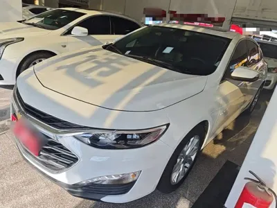 Chevrolet Malibu XL