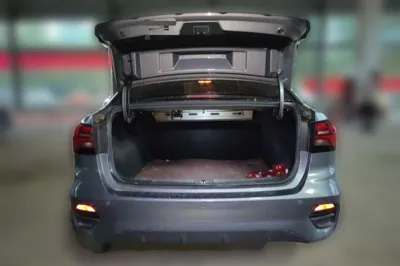 Roewe i5