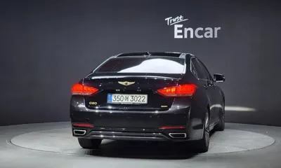 Hyundai Genesis