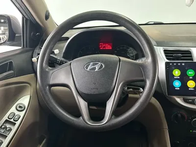 Hyundai Verna