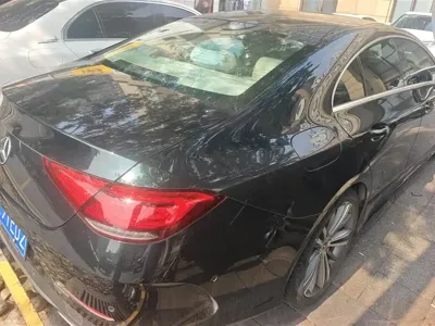 Mercedes-Benz CLS