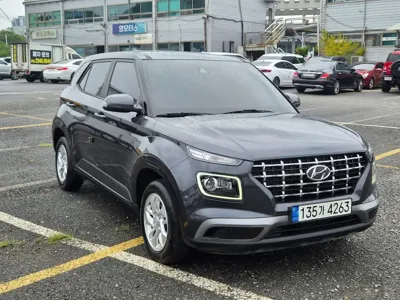 Hyundai Venue