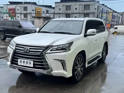 Lexus LX