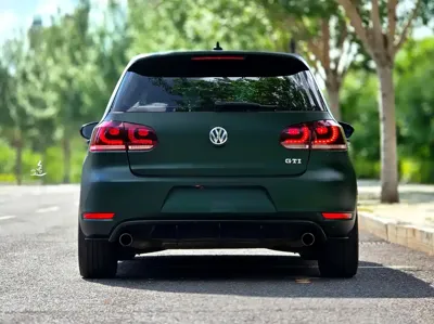 Volkswagen Golf GTI