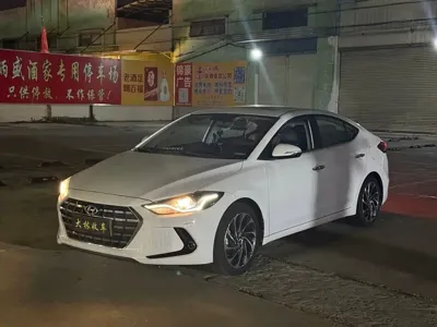 Hyundai Elantra