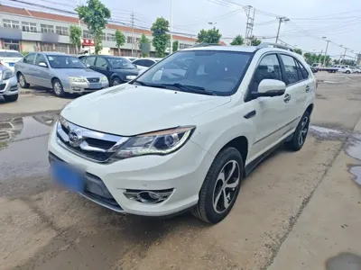 BYD S7