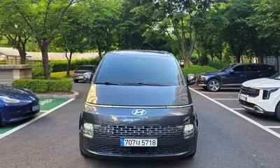 Hyundai Staria