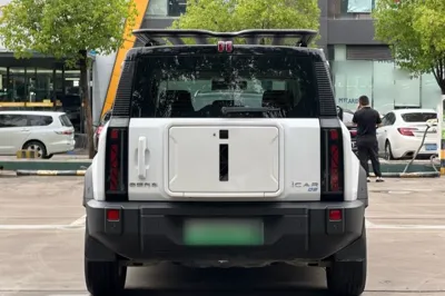 iCAR 03