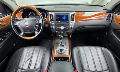 Hyundai Equus
