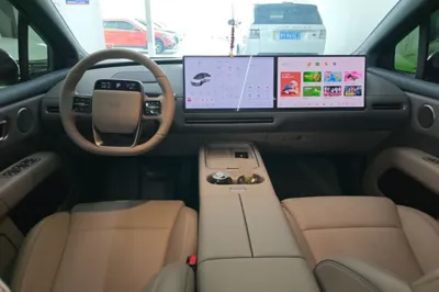 Li Auto Li Auto i6