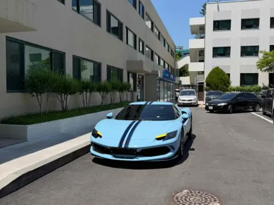 Ferrari 296