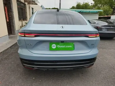 Nio EC6