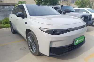 Leapmotor C10