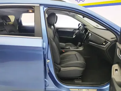 Roewe RX5