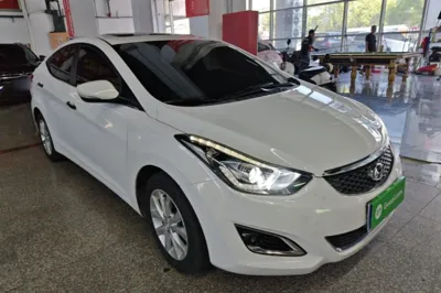 Hyundai Elantra (5th Generation