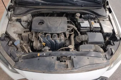 Hyundai Elantra (6th Generation