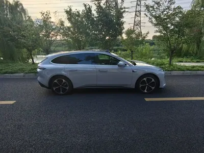 Nio ET5T