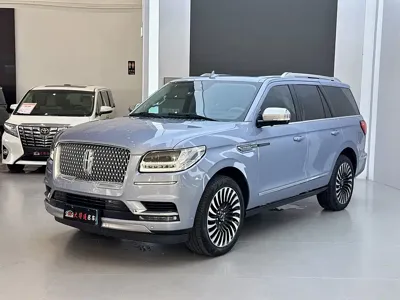 Lincoln Navigator