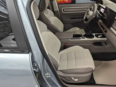 Geely ICON